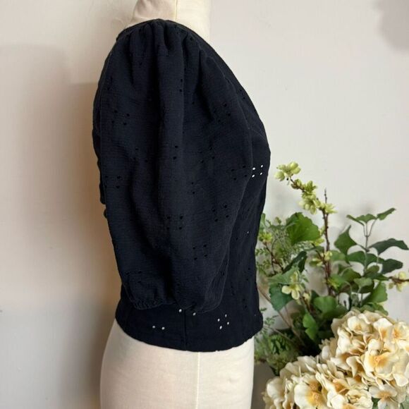 H&M top | black eyelet corset blouse puff sleeves | size small - Picture 6 of 11